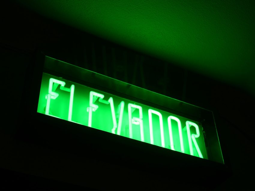 Unlock Income: How to Earn Big with Fiverr Gigs Today