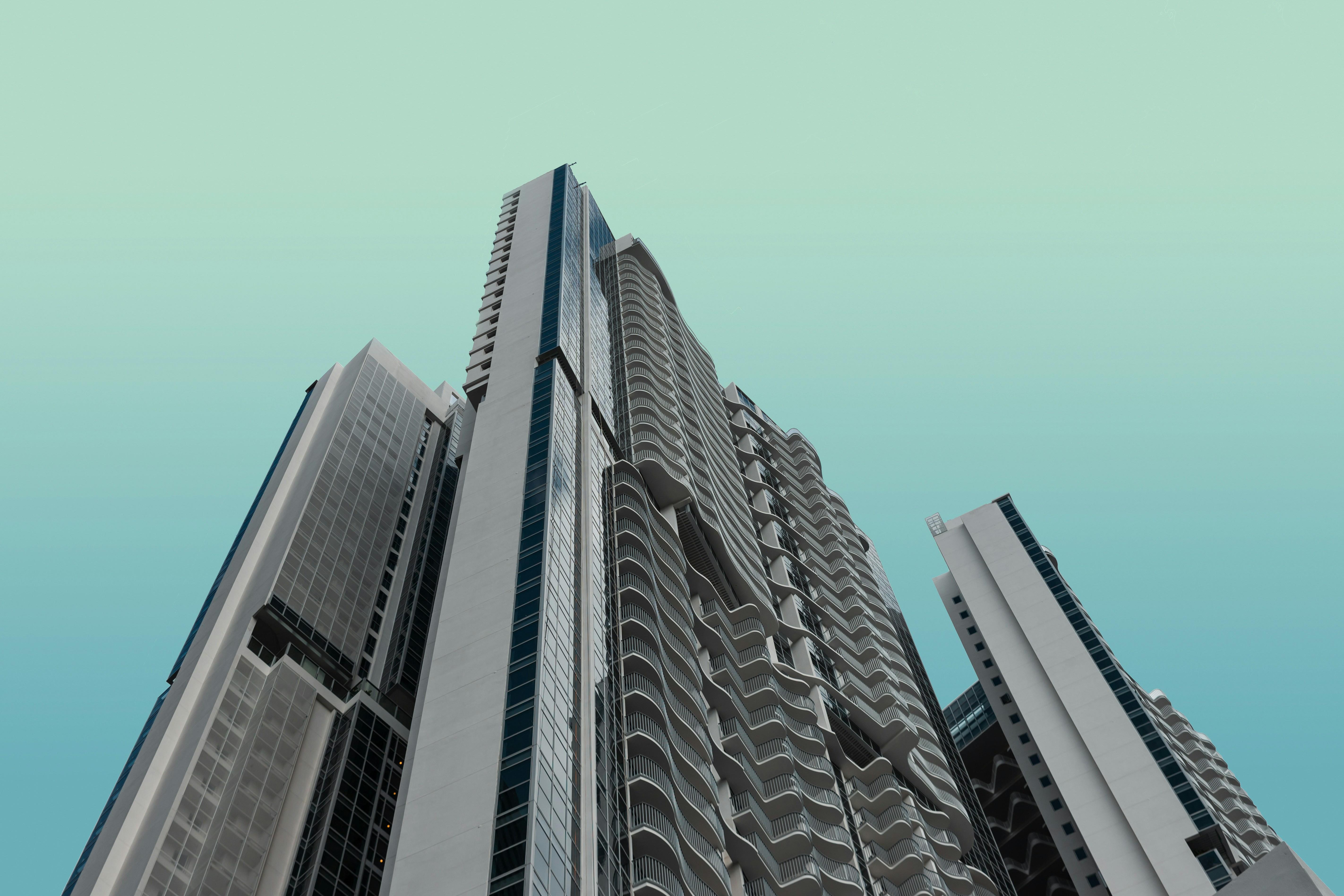 Choosing the Right Platforms for Secure Transactions