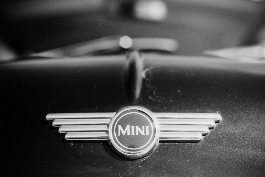 Unlock Success: How to Create and Sell Mini Courses Effectively